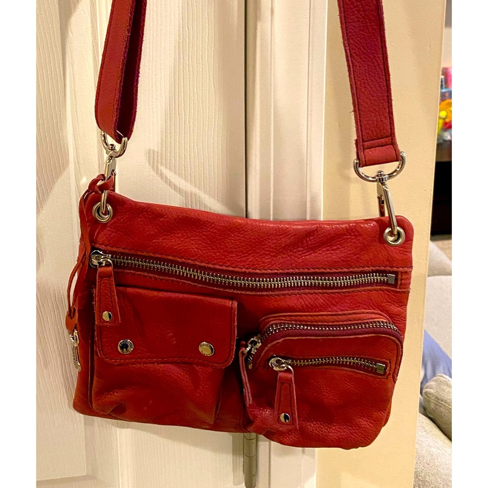 EUC Mauve Fossil leather handbag